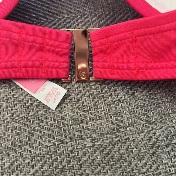 34DD The Tease Halter bikini top and medium The Hottie Cheeky bikini bottoms - Picture 5 of 6